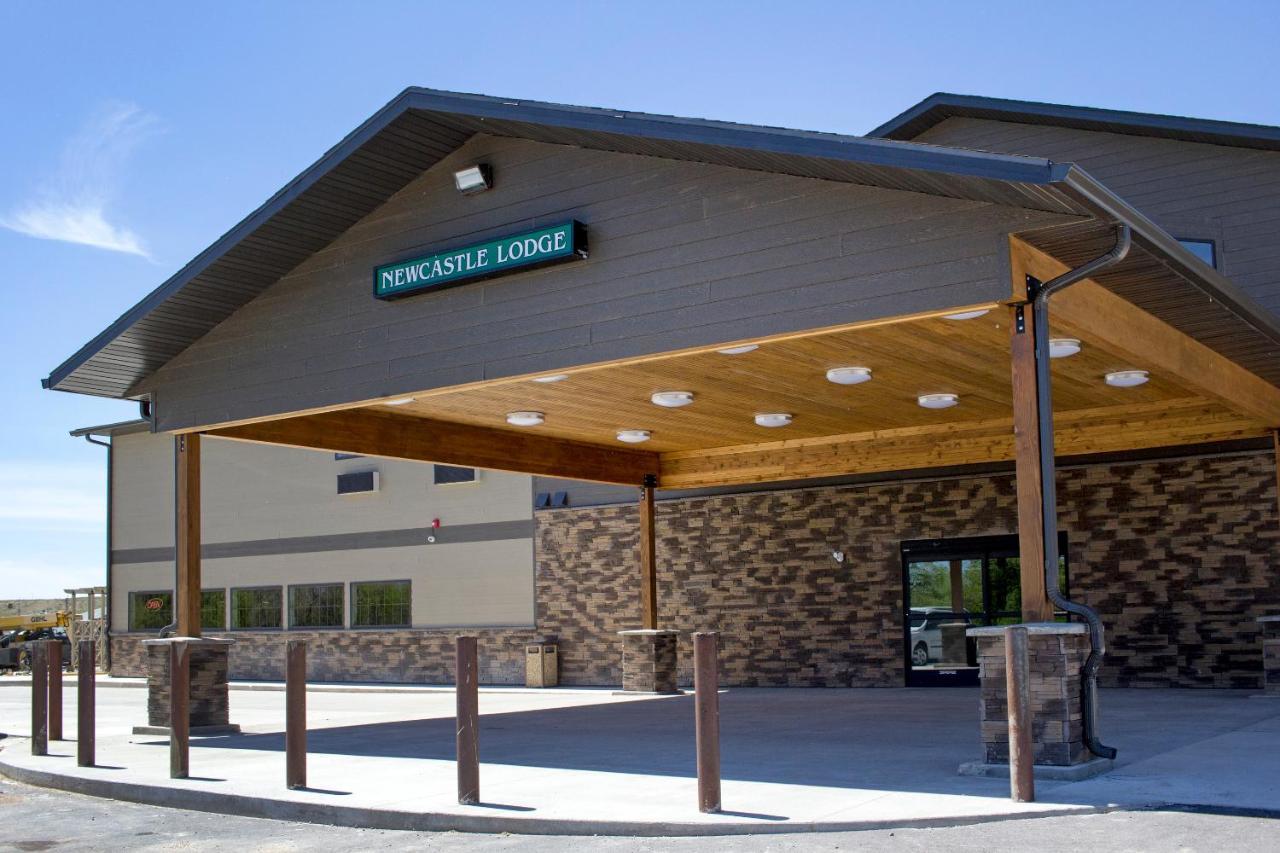 Newcastle Lodge & Convention Center Екстериор снимка